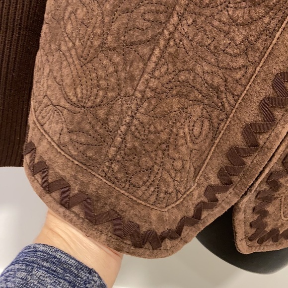 Peter Nygard Suede Jacket in Size Small - Picture 6 of 9